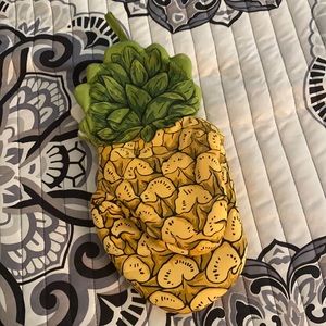 Pineapple oven mit